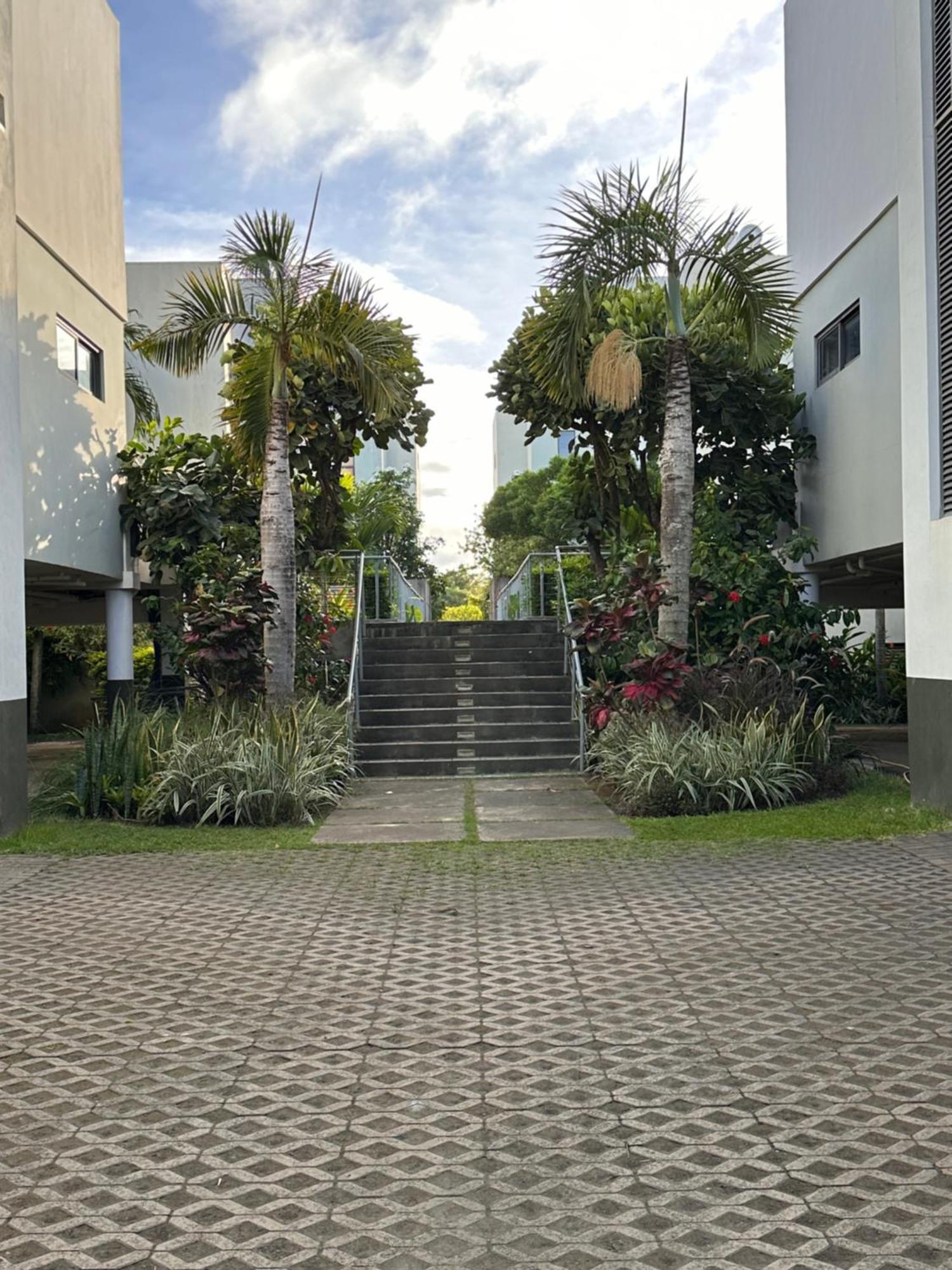 Modern Villa In Grand Bay - Short Walk To Beach Extérieur photo