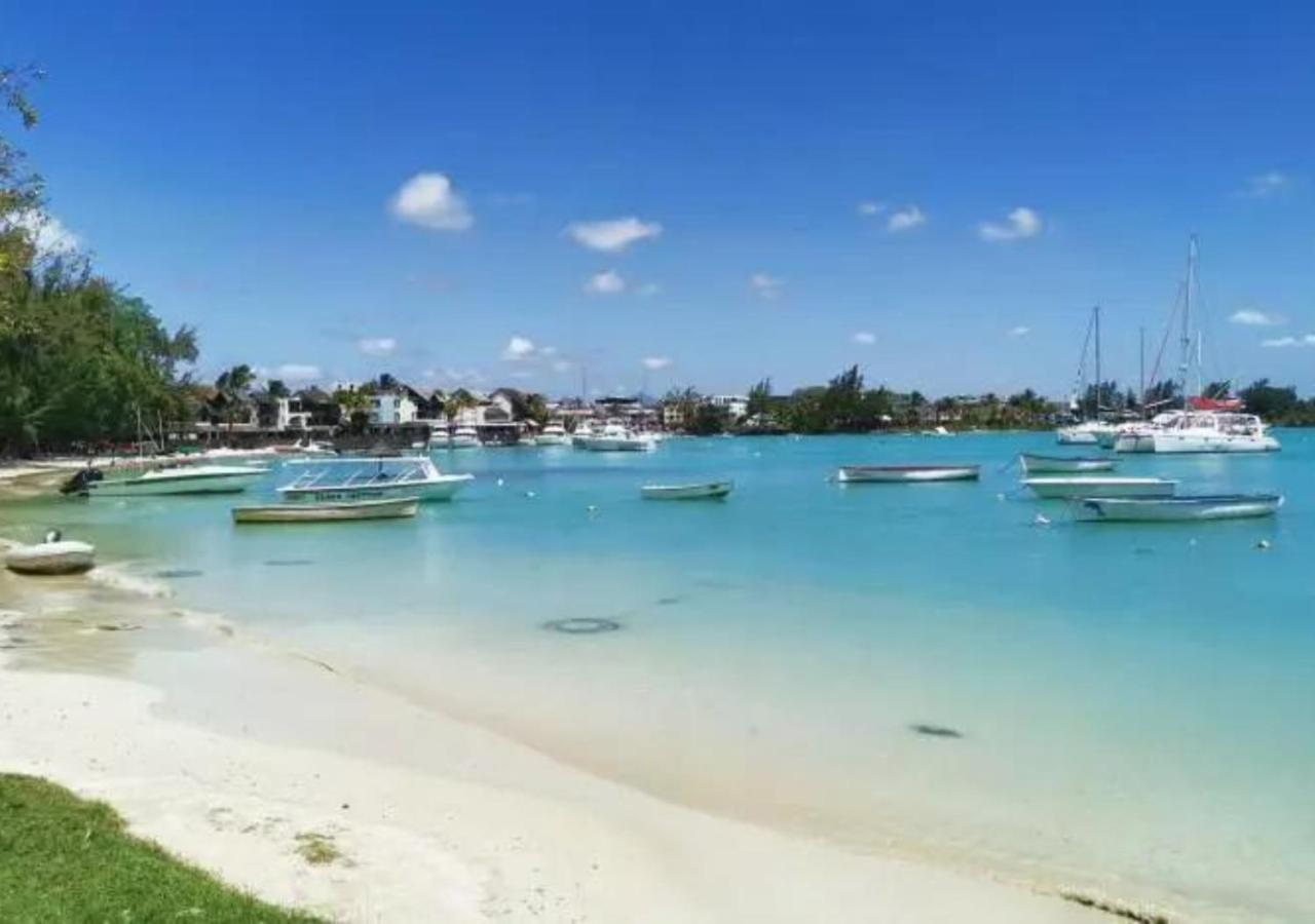 Modern Villa In Grand Bay - Short Walk To Beach Extérieur photo
