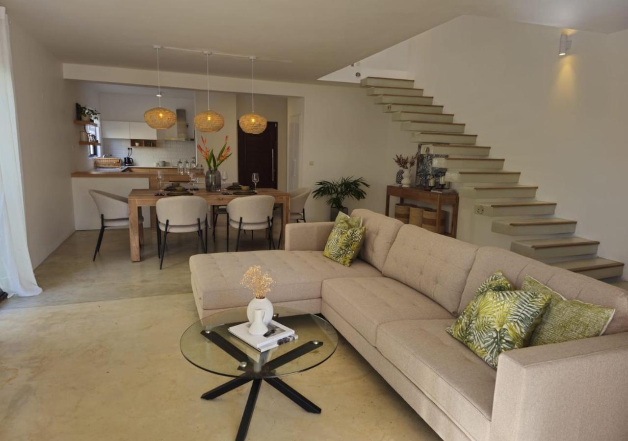 Modern Villa In Grand Bay - Short Walk To Beach Extérieur photo