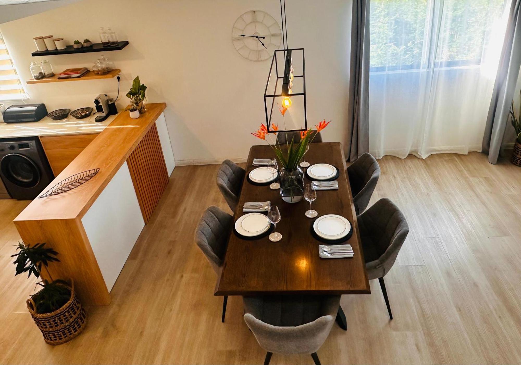 Modern Villa In Grand Bay - Short Walk To Beach Extérieur photo